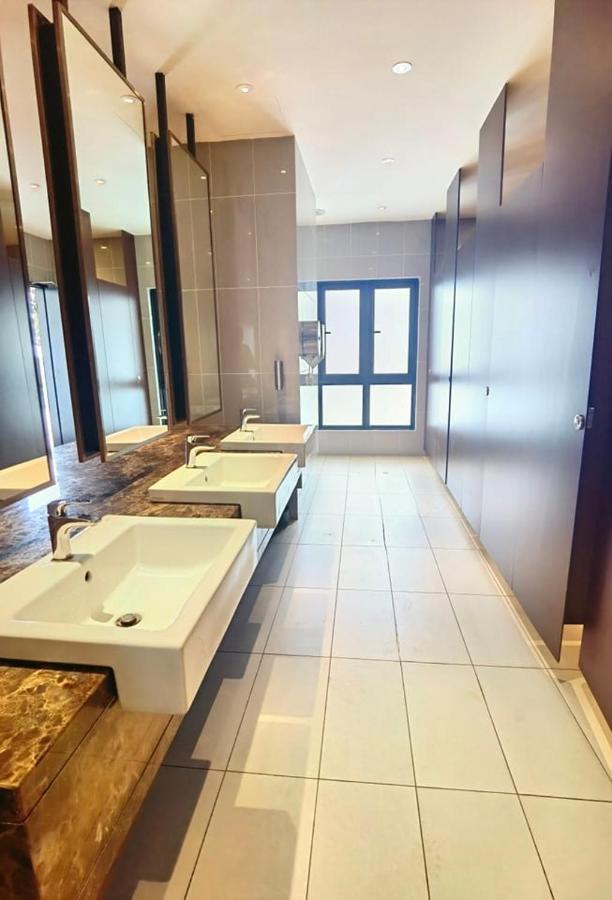 C1113 Almas Suites Galaxy Space Netflix By Stay نوساجايا المظهر الخارجي الصورة